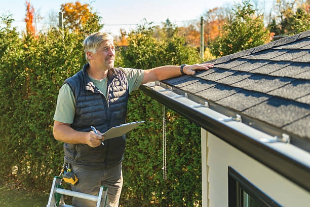 Professional Roofing technician working in San Martin, CA